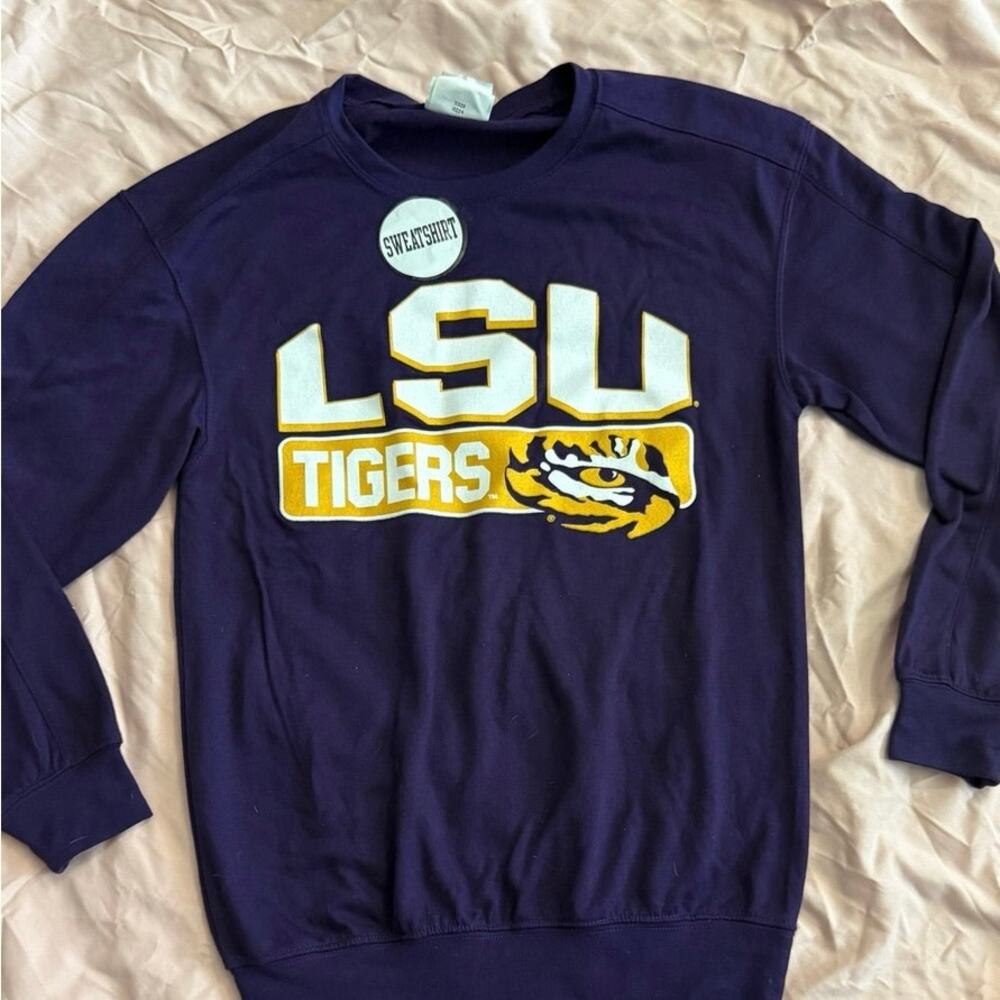 LSU Tigers Purple Crewneck Sweatshirt Adult Small NCAA Long Sleeve Pullover